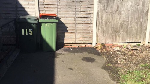 Different sizes of skips for hire in Northolt